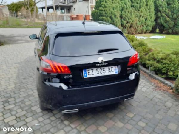 Peugeot 308 1.2 PureTech GT Pack S&S EAT8 - 11