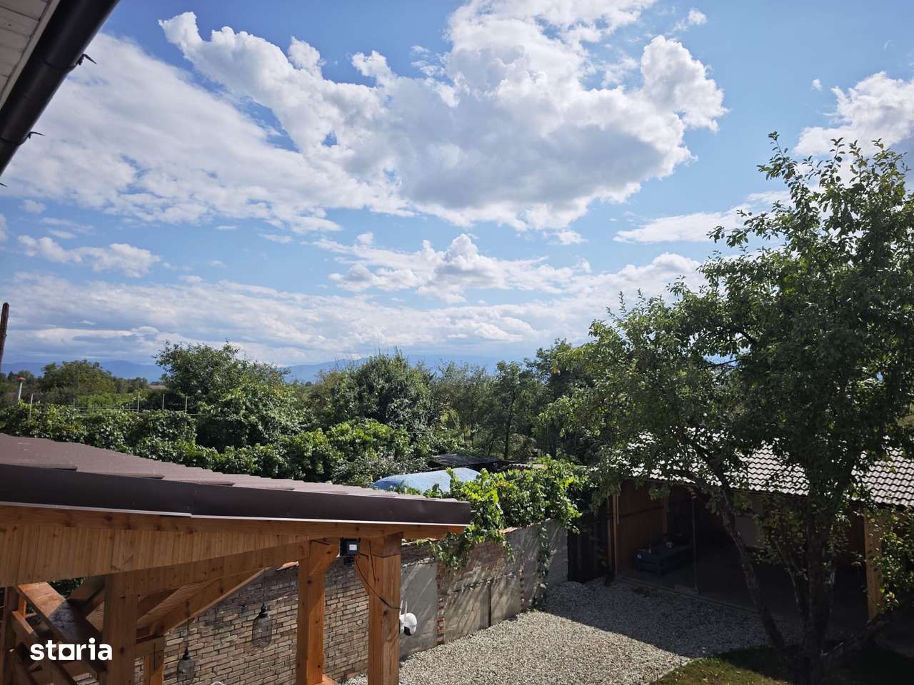 Casa de vânzare Fagaras, Trandafirilor - Imagine principală: 5/14