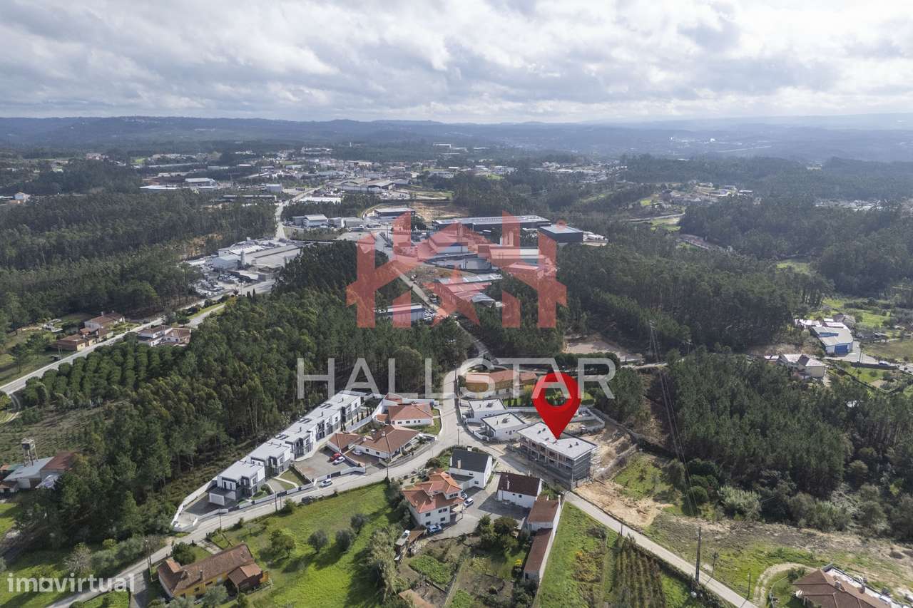 Apartamento T3 / Condomínio Fechado Vale dos Vidoeiros / Leiria-12