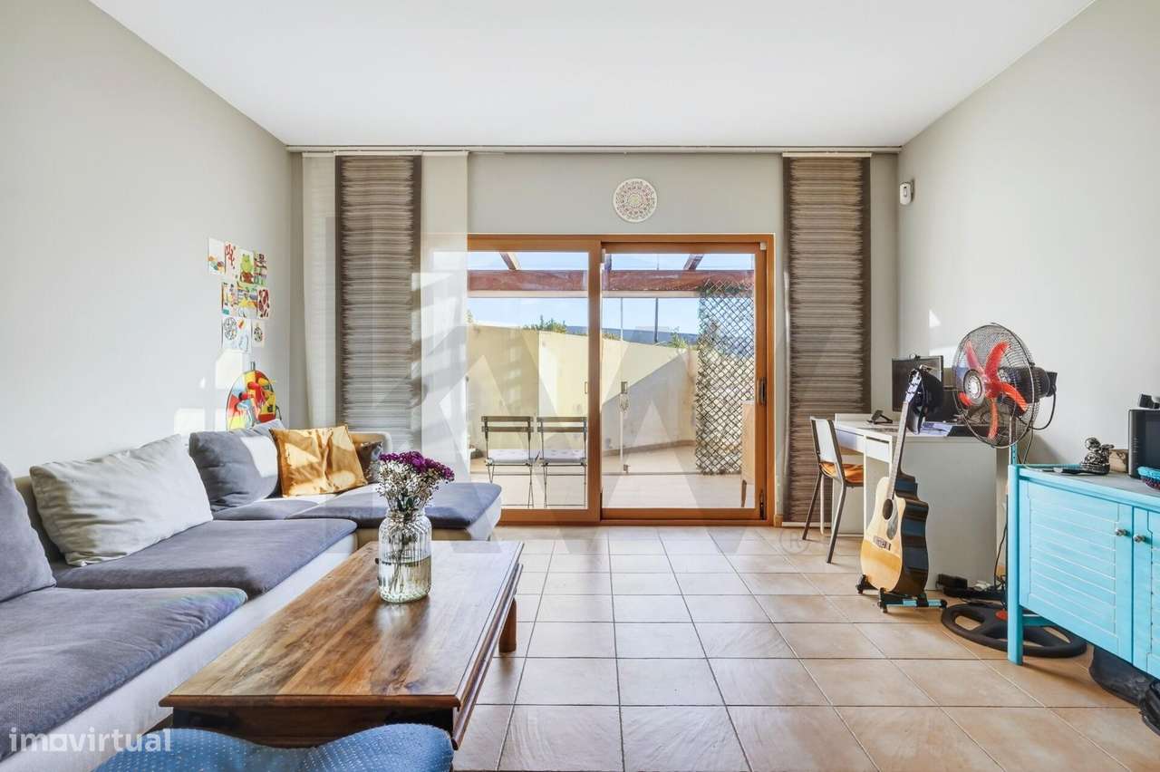 T1 com terraço e 2 estacionamentos a poucos minutos da Praia de São Ju - Grande imagem: 5/29