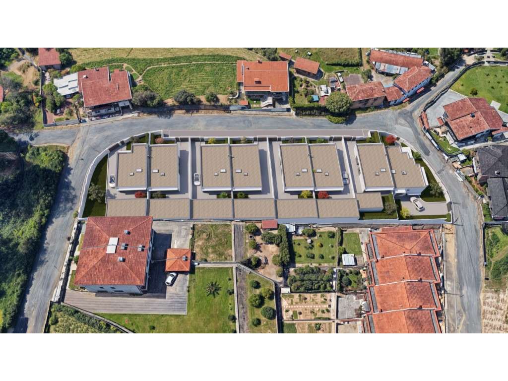 Moradia em construção - Travanca / Próximo ao Campo Futebol-7