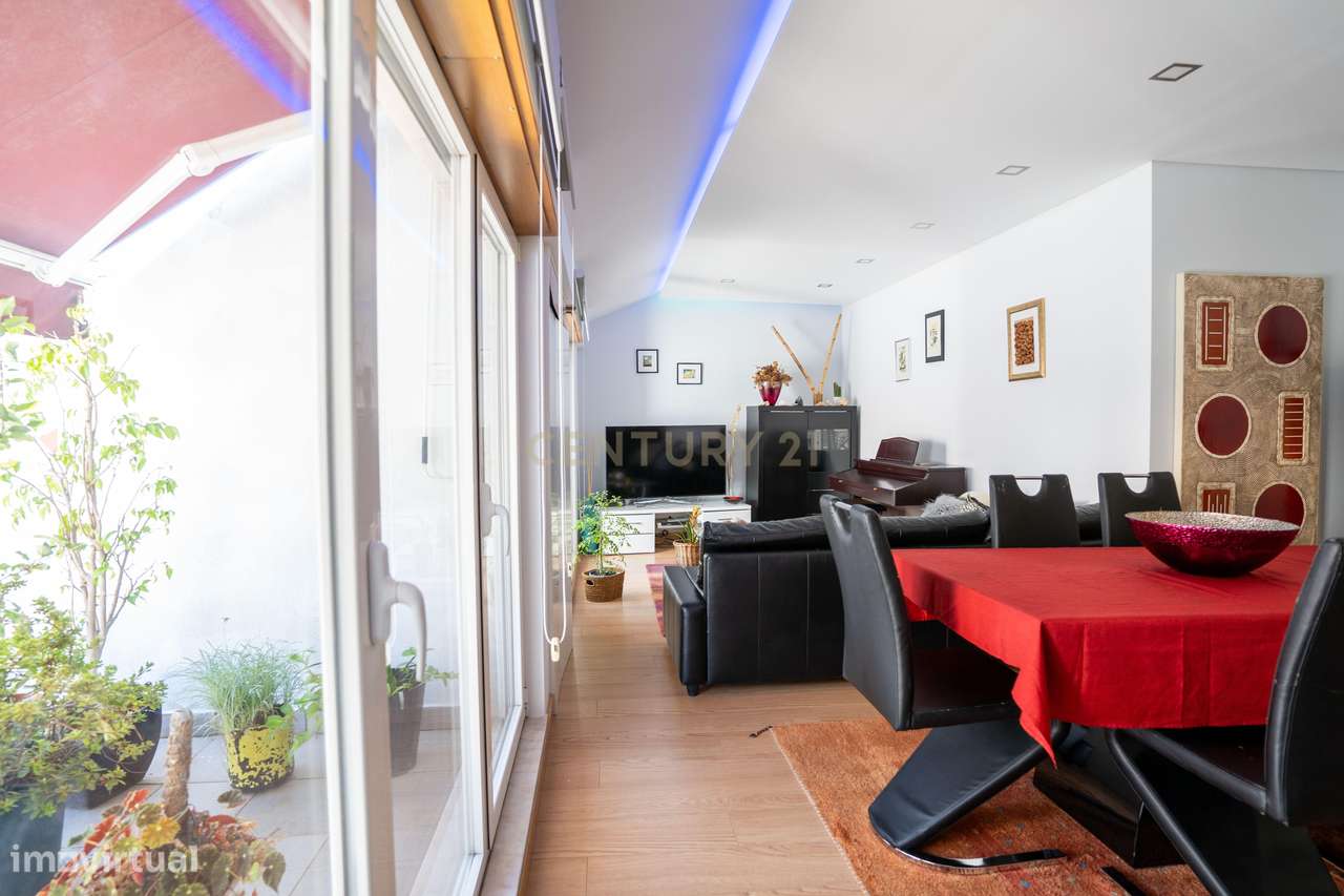 Apartamento com Terraço T2  de Charme em Benfica - Excelência e Confor - Grande imagem: 3/60