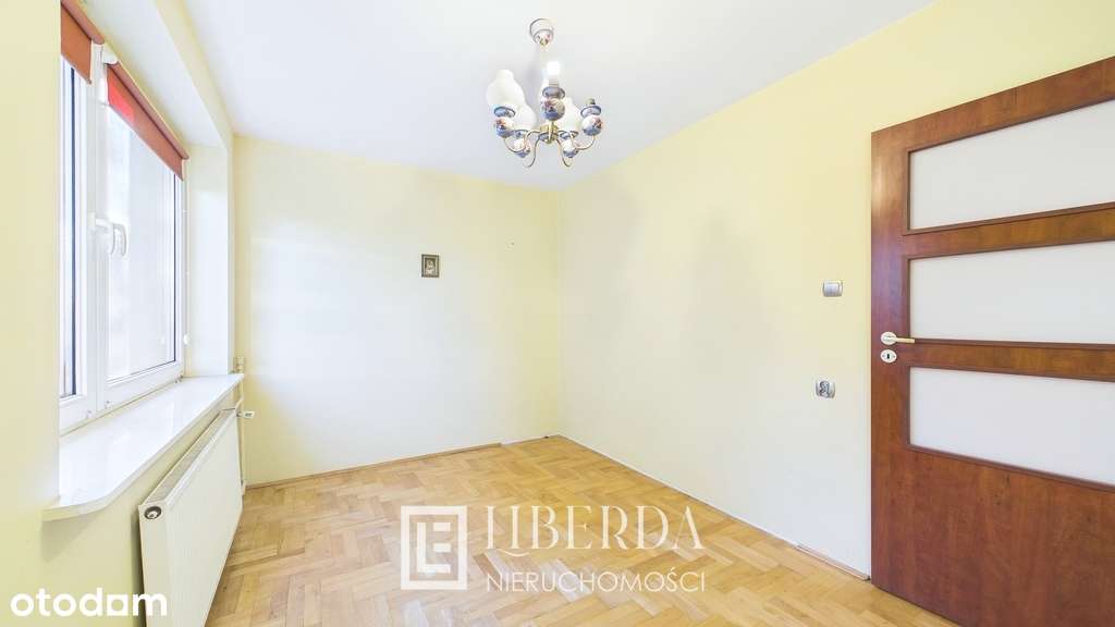 Dom z dużym ogrodem, Dąbrowica, ul. Kresowa-6