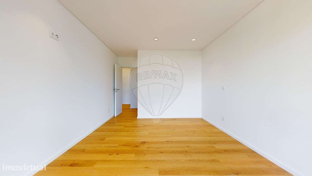 Apartamento T2 para arrendamento - Grande imagem: 2/9