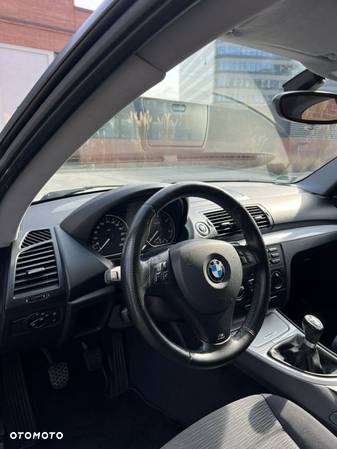 BMW Seria 1 - 30