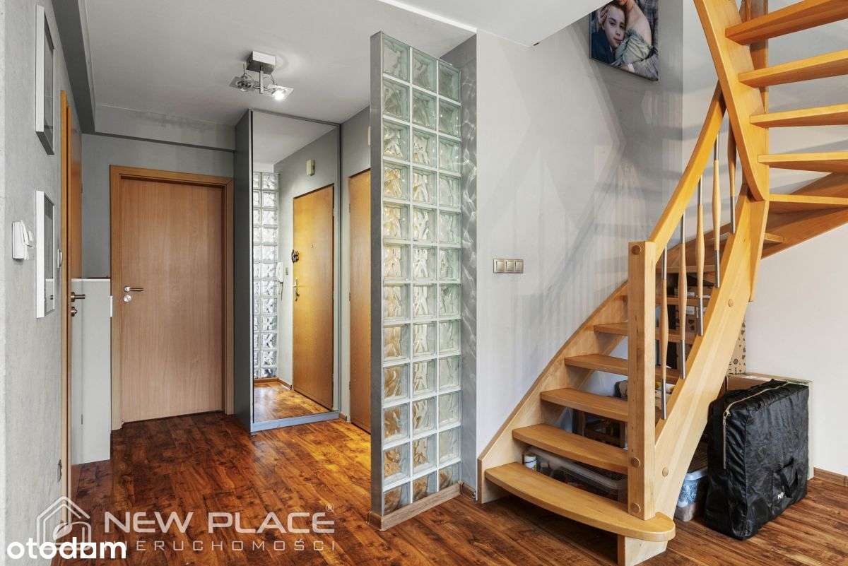 Dwupoziomowy 3 pokojowy apartament z klimatyzacją-8