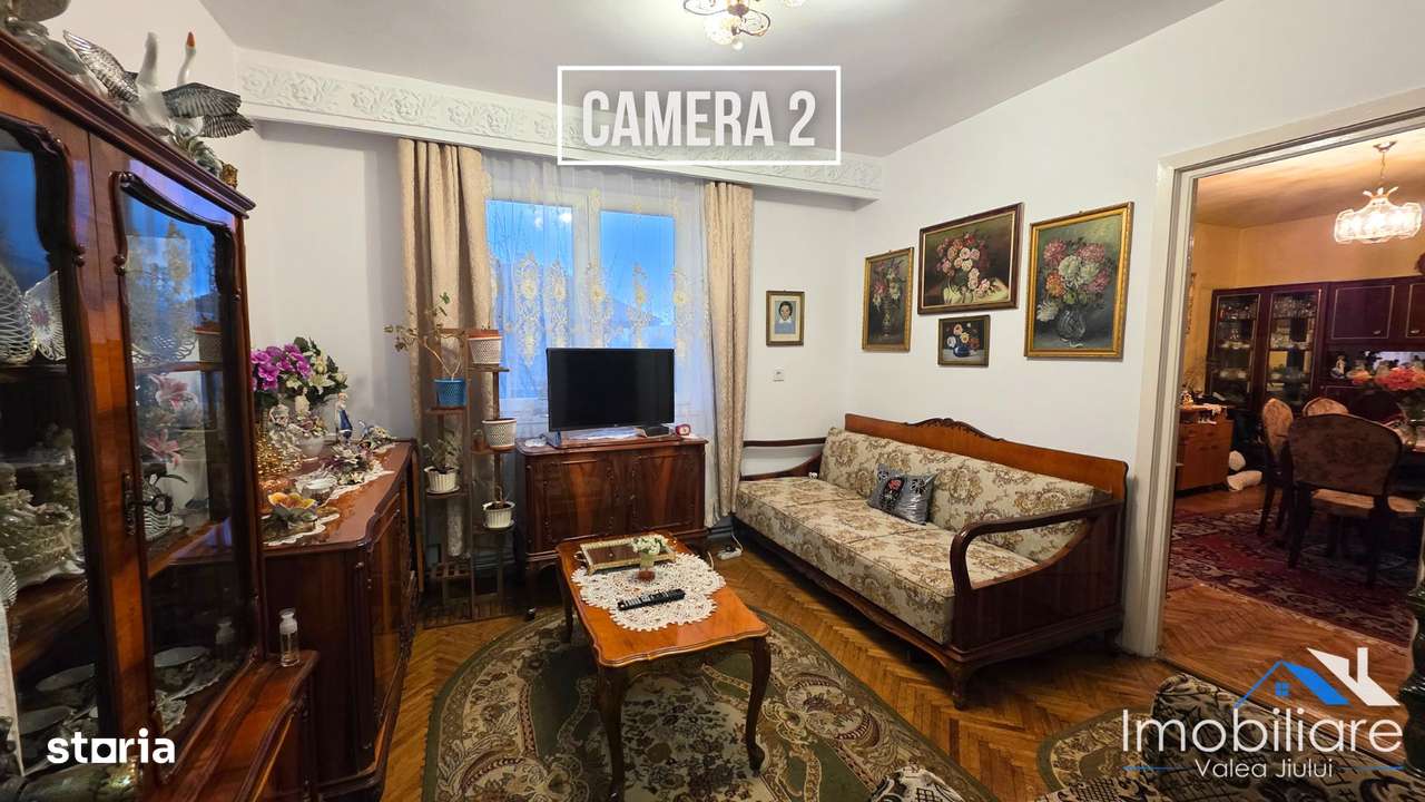 Casa cu 3 camere și curte – Petroșani, Colonie-6