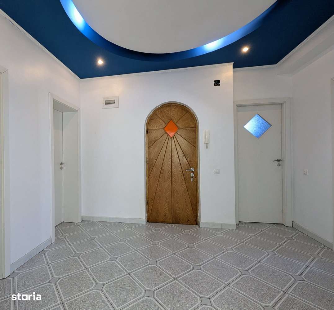 Vand apartament 3 camere Centru Vechi comision 0%-4