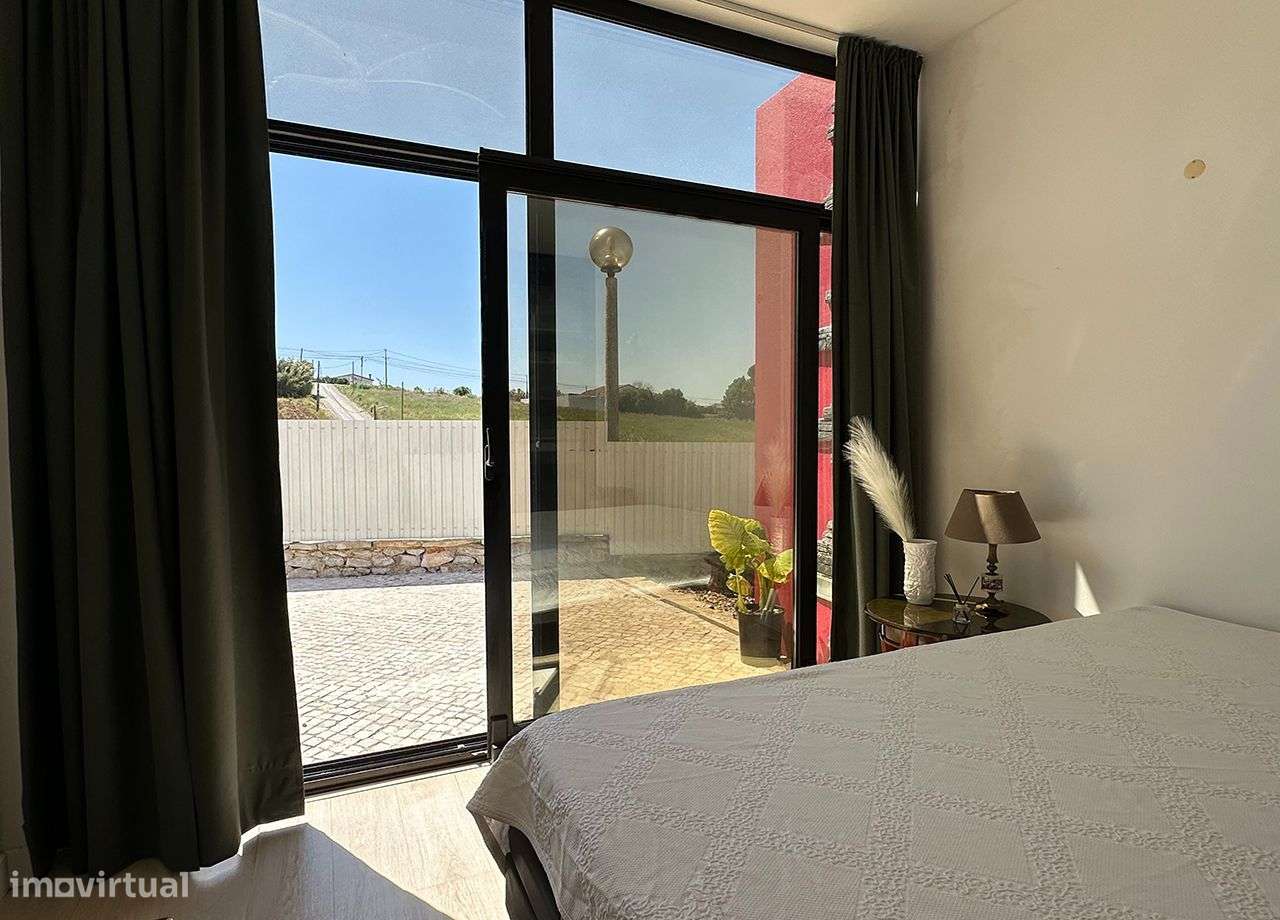 Magnífica Moradia V3 térrea com Piscina - Sobral Lourinhã-31