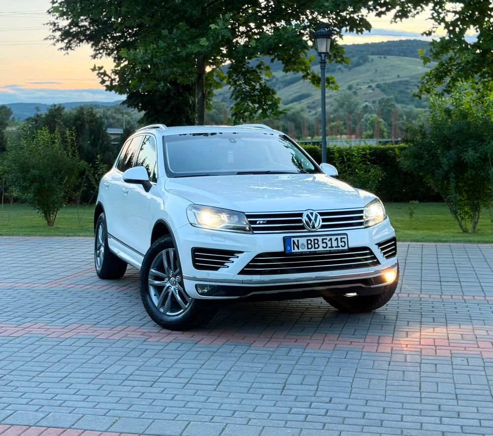 Volkswagen Touareg III [2018 - Prezent] 3.0 V6 TDI Blue Motion DPF Automatik 2015