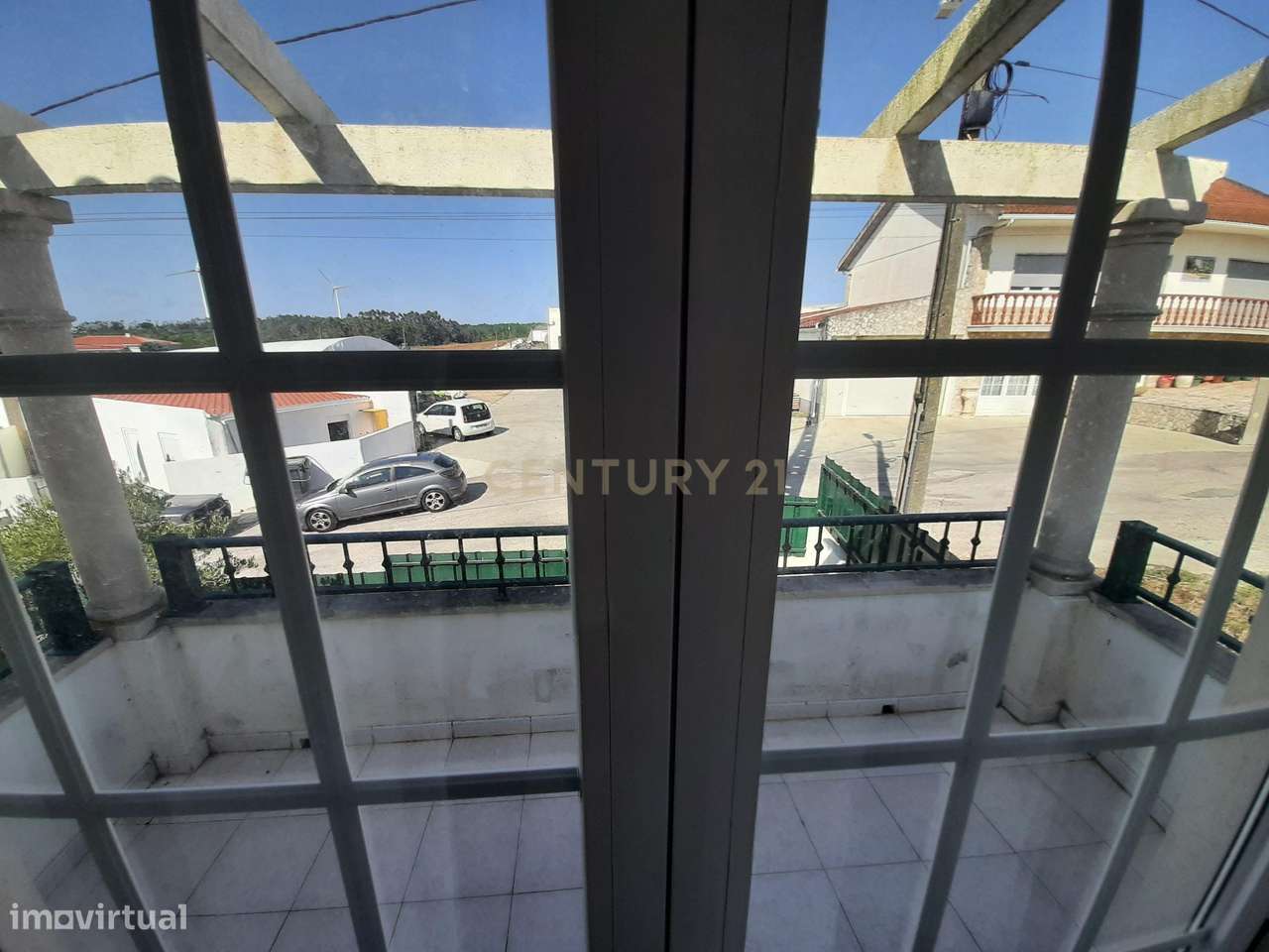 Moradia  T3 na  Lourinhã com Piscina  Garagem e Churrasqueira-43