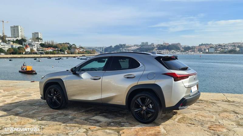 Lexus UX 250h Special Edition (LCA) - 3