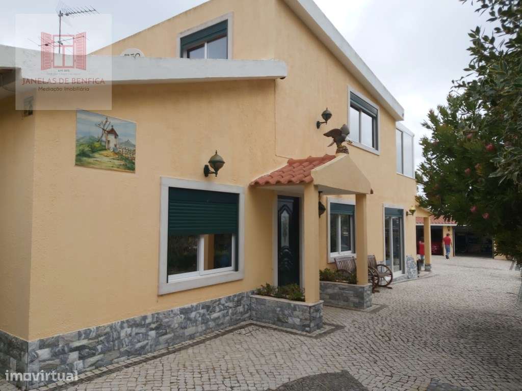 Quintinha com Moradia V3 Piscina - Sintra-7