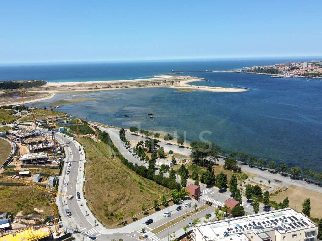 Penthouse T4 em Vila Nova de Gaia na Quinta Marques Gomes-25