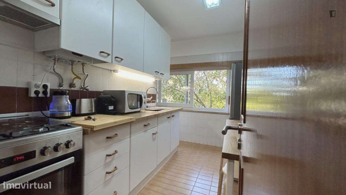 Quarto - localizado em Telheiras Lisbon - Grande imagem: 5/10