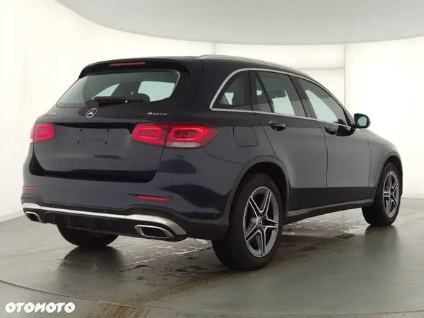 Mercedes-Benz GLC 200 4-Matic - 2