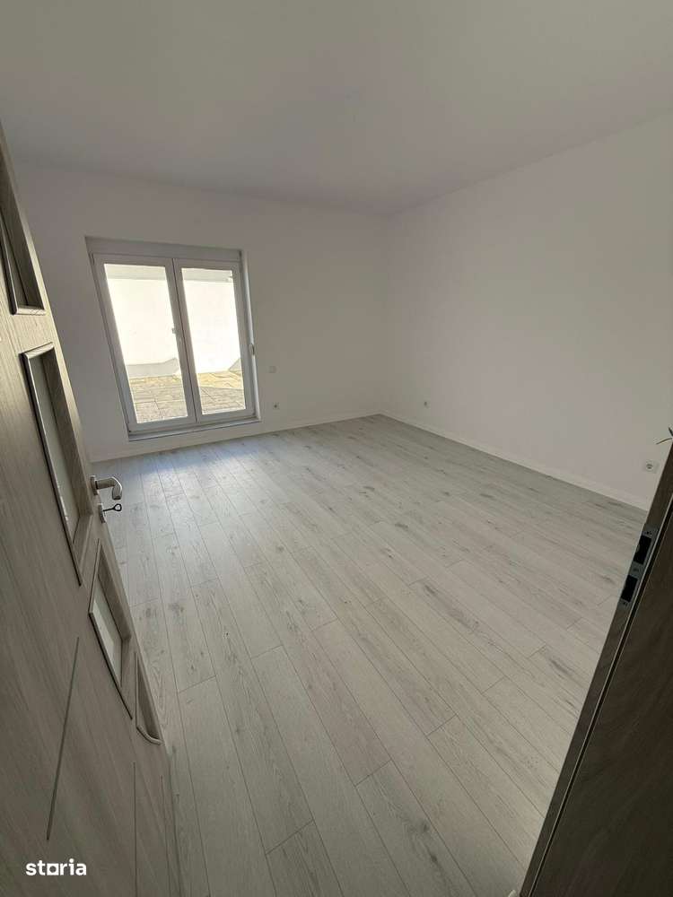 Penthouse 2 cam si 2 terase de 40 mp, incalz pardoseala, lift-5