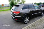 Jeep Grand Cherokee - 16