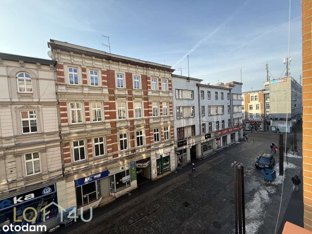 62 m² w centrum Chorzowa- wysokie sufity-po remcie-8