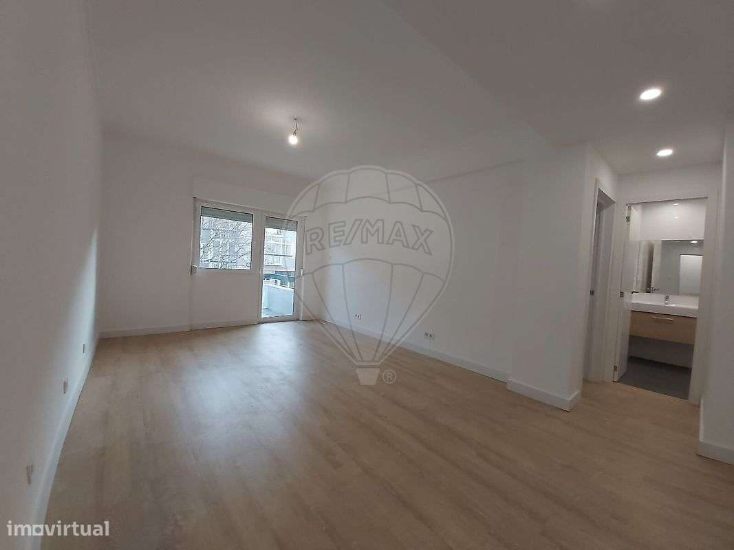 Apartamento T1 para arrendamento - Grande imagem: 2/4