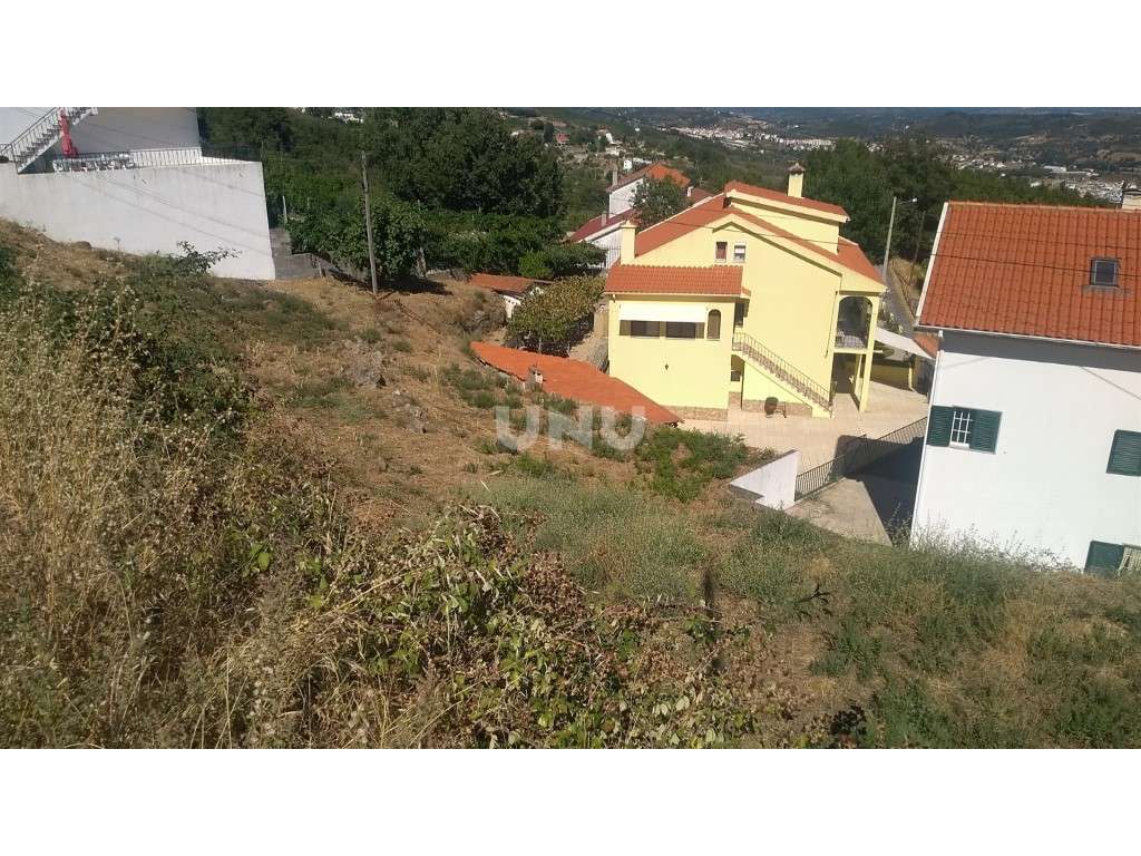 Terreno urbano para construção no Bairro de São Domingos, na Covilhã! - Grande imagem: 3/5