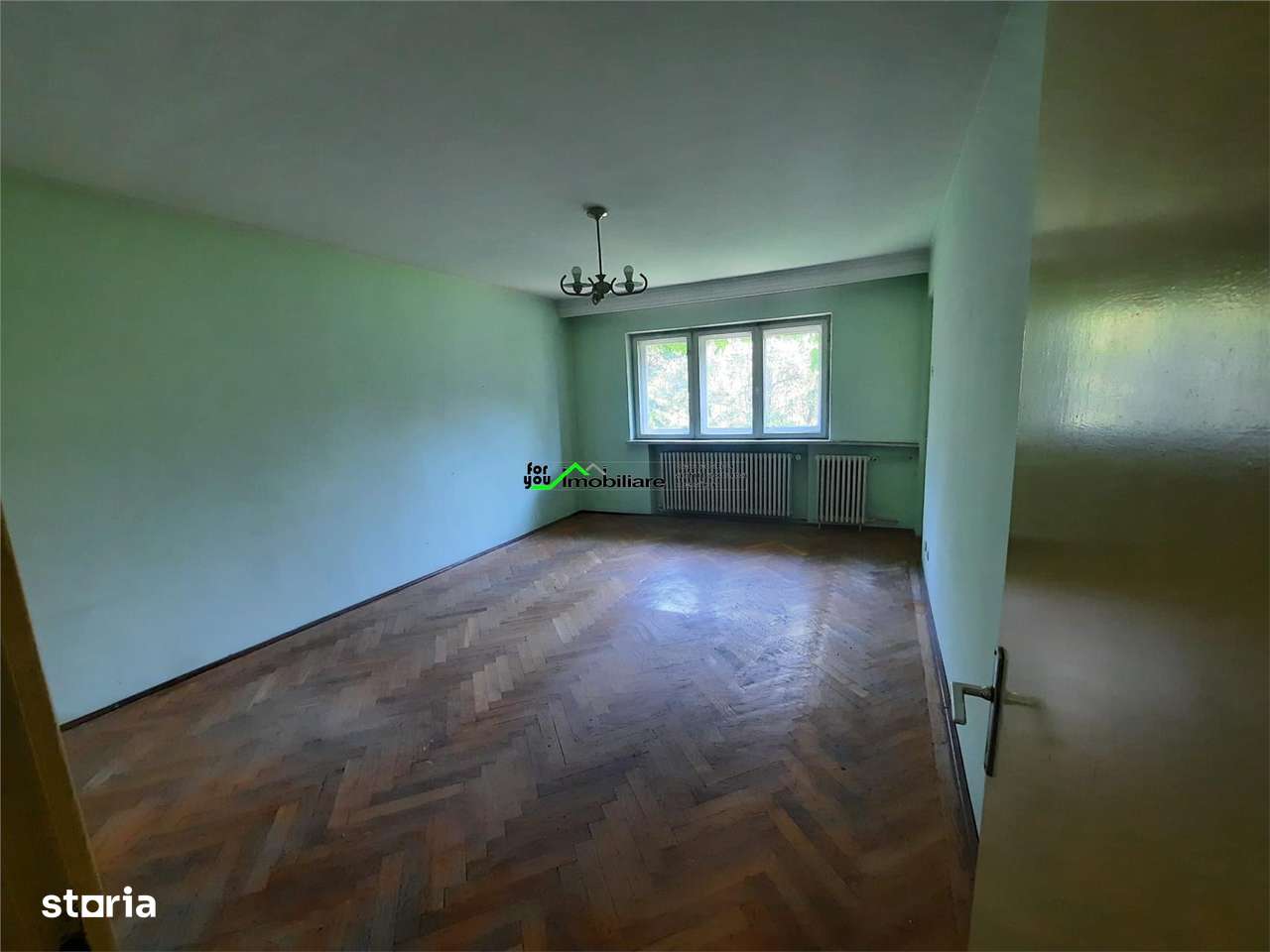 VILA CENTRAL S+P+1E-19
