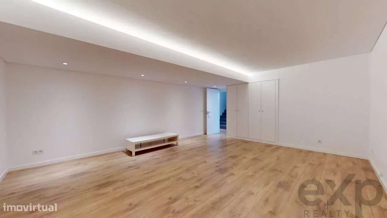 Um Investimento Imperdível na Margem Sul de Lisboa - Vivenda de Luxo n - Grande imagem: 3/22