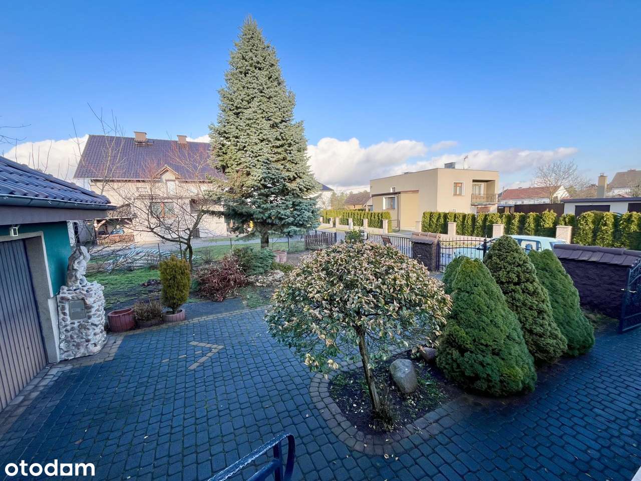 Parterowy dom w Nakle z widokiem na las-17