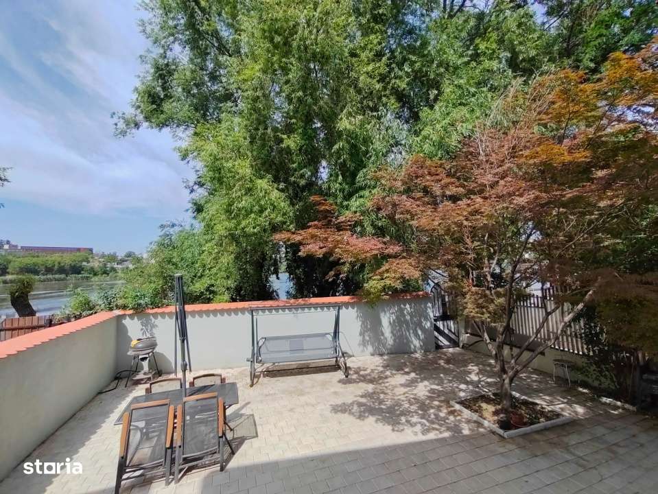 Casa P+M cu teren 162 mp - situata pe malul lacului Fundeni, peninsula-14