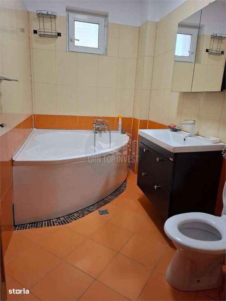 Apartament 2 camere decomandat parcare garaj subteran zona Turnisor - Imagine principală: 4/8