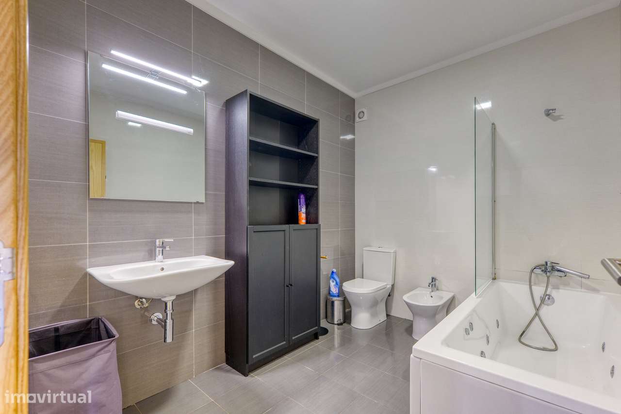 Apartamento T2, piscina e lugar de estacionamento - S Martinho Porto-31