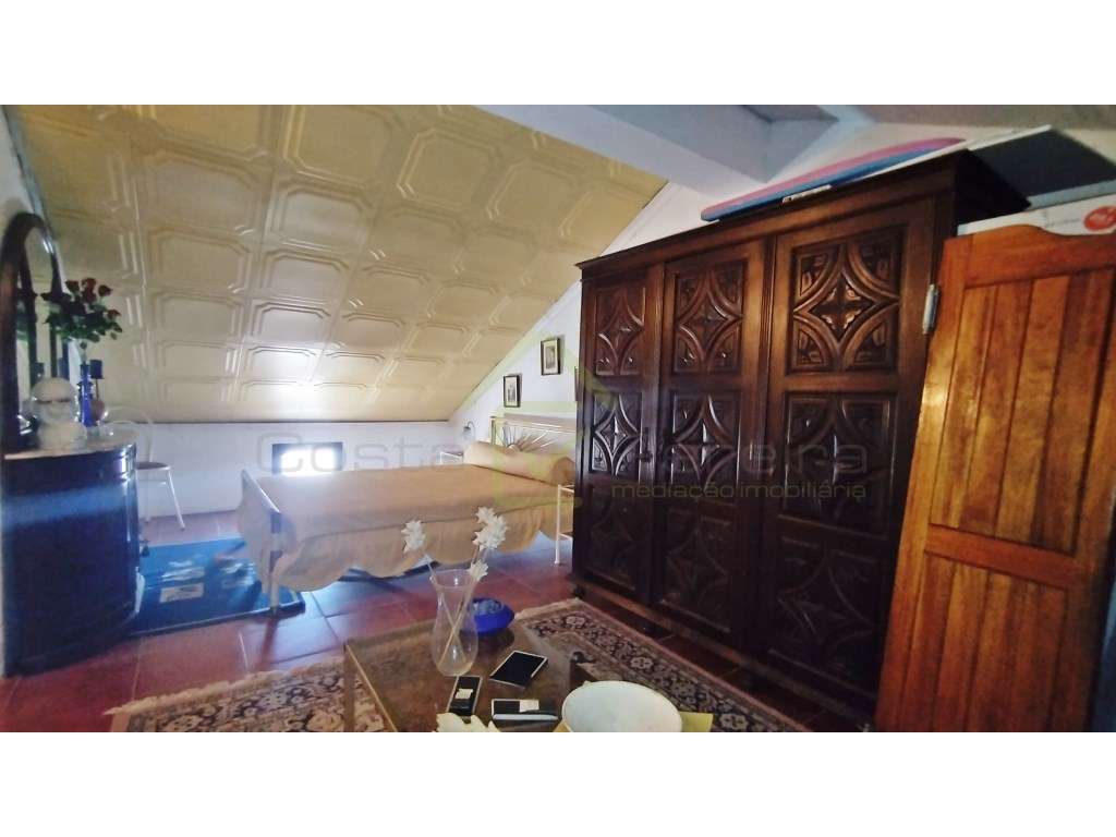 Moradia T2+2 a minutos das praias de Santa Cruz, Santa Rita e Porto...-20