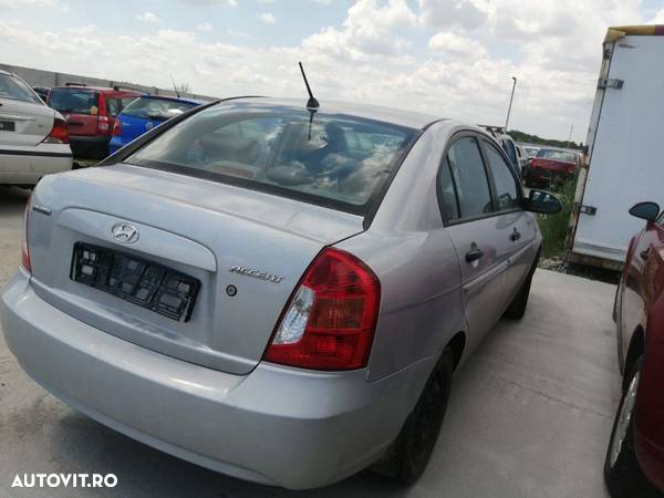 Usa dreapta fata Hyundai Accent 2006-2011 1.5 crdi - 2