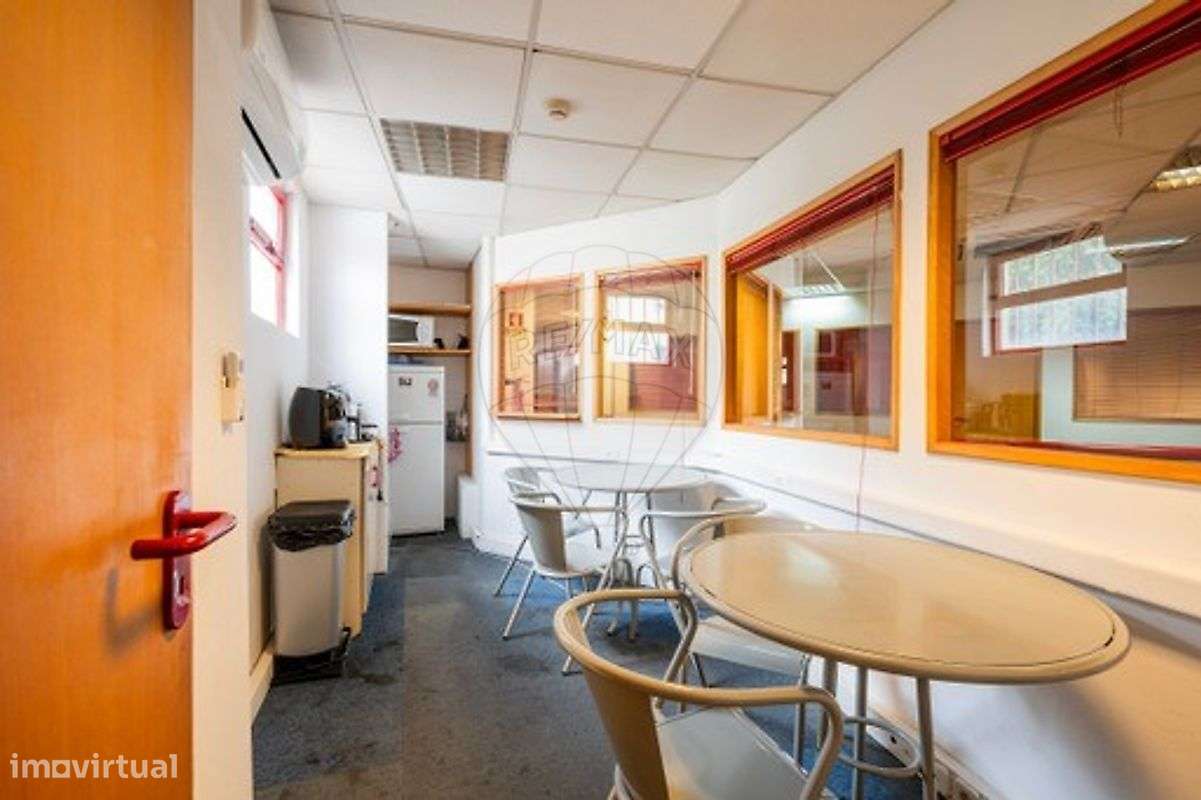 Escritório  para arrendamento - Grande imagem: 4/21