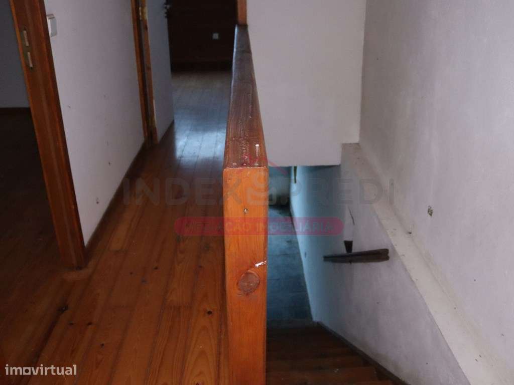 Duas moradias (1 moradia V1 + 1 moradia V2) em Alvarenga, Arouca-22