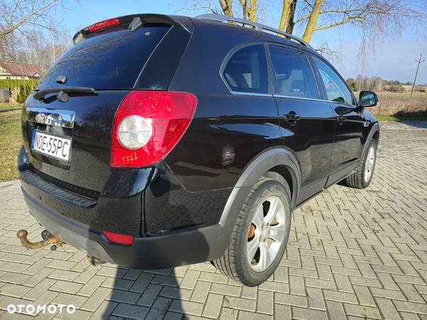 Chevrolet Captiva 2.4 LT+ - 18