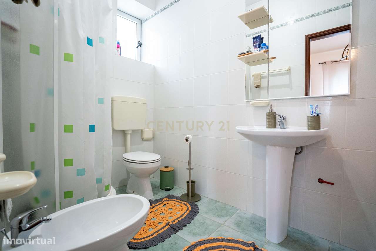 MORADIA TÉRREA T3 + SÓTÃO A 10 MINUTOS DA CIDADE-22