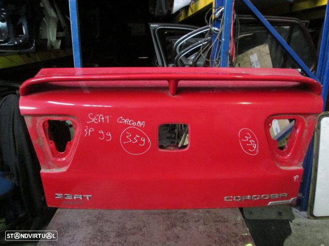 Peça - Porta Da Mala Ref359 Seat Cordoba 1999 3P Vermelho