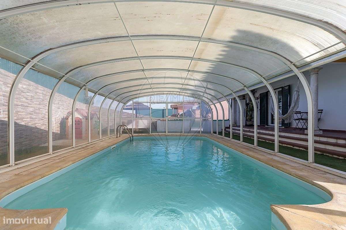 Moradia T4 para venda-8