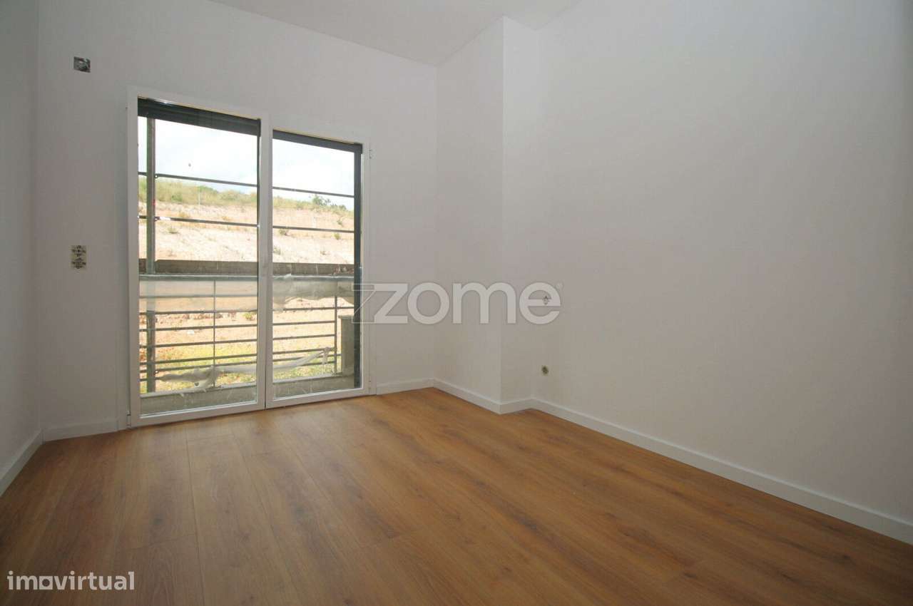 Apartamento T3 novo, nas Colinas do Cruzeiro, Odivelas-13