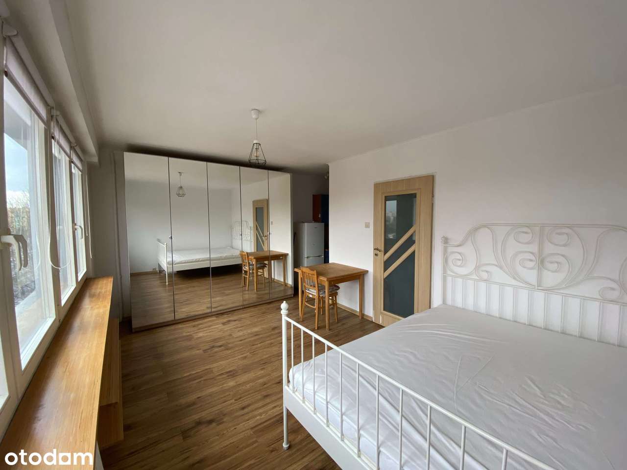 Kawalerka|dobra lokalizacja|do zamieszkania|Inwestycja|winda|piwnica