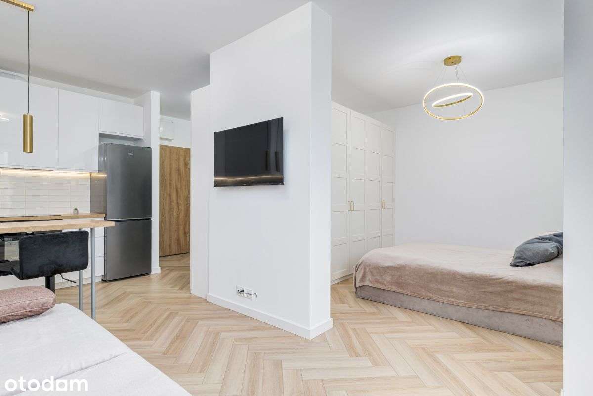 Nowoczesna kawalerka z balkonem 2024!-7