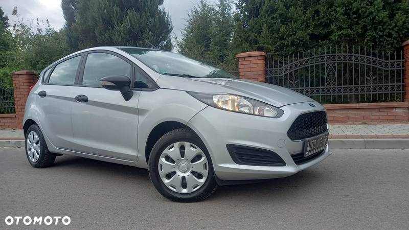 Ford Fiesta 1.25 Celebration - 9