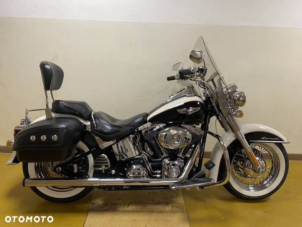 Harley-Davidson Softail Deluxe - 1