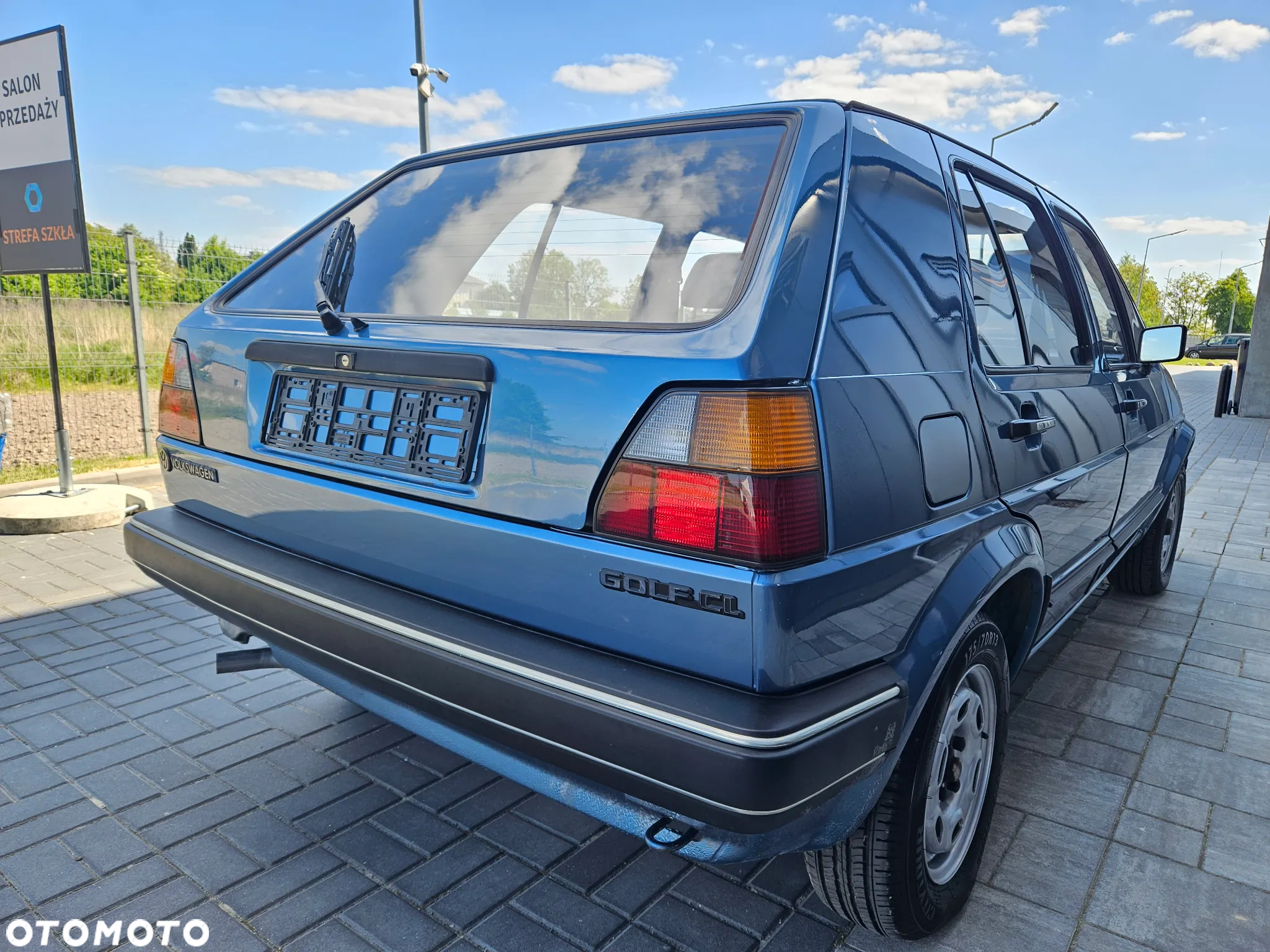 Volkswagen Golf - 8