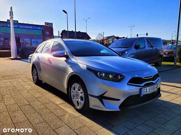 Kia Ceed - 4