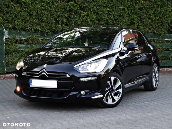 Citroën DS5 2.0 HDi SportChic - 1