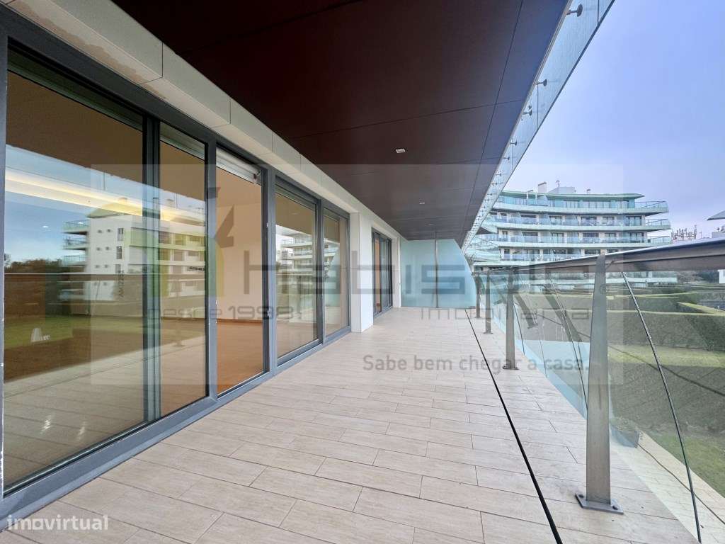 Apartamento T3 em Prestigiado Condomínio Privado em Cascais - Grande imagem: 2/33