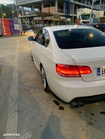 BMW Seria 3 330i Coupe M Sport Edition - 3