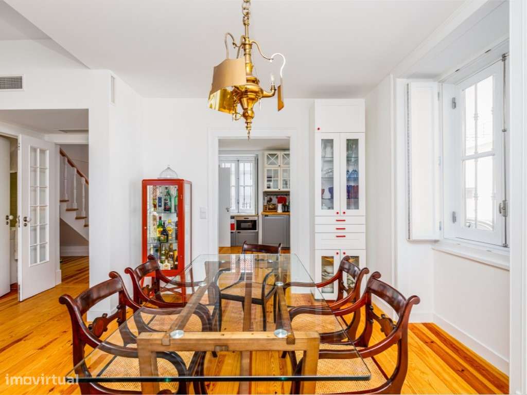 Moradia T4 para arrendar, amigos ou familia, nova com jardim e gara... - Grande imagem: 5/27